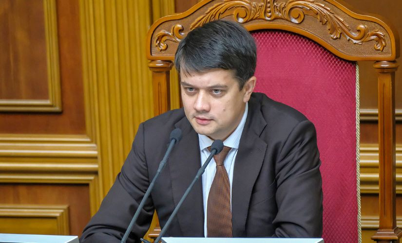 Разумков рассказал, поступало ли в Раду заявление Гончарука об отставке