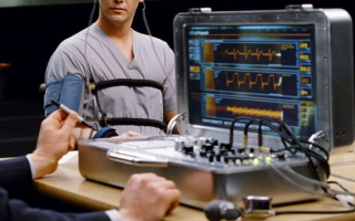 Сотрудников Кабмина будут проверять на детекторе лжи