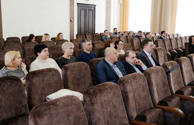 Торгівля людьми: судді обговорили особливості розгляду такої категорії справ