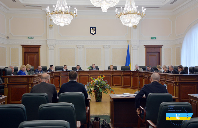 ВРП розглядає матеріали щодо внесення подання Президенту про призначення суддів