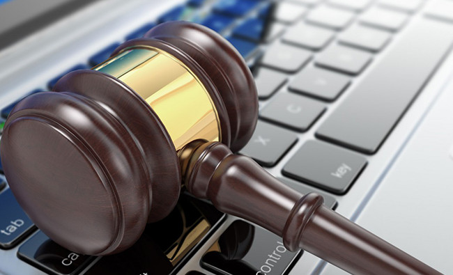 Не чекайте листів від суду, або вимушена діджиталізація