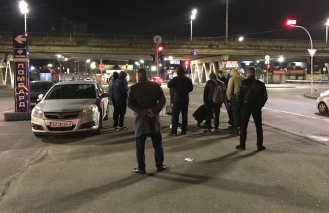 В Киеве копы поймали группу квартирных воров, видео