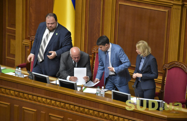 Рада снова соберется на внеочередное заседание