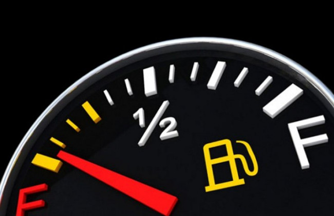 Водителям рассказали, почему нельзя ездить с пустым баком