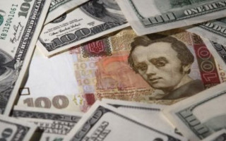 Гривна немного обвалилась после праздников: НБУ обновил курс валют