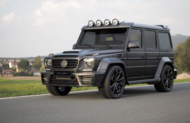 Невидимая броня: в Сети появилось видео пуленепробиваемого «Гелендвагена»