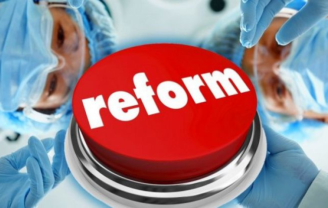 Впровадження медичної реформи з 1 квітня: Ілля Ємець повідомив, що потрібно зробити