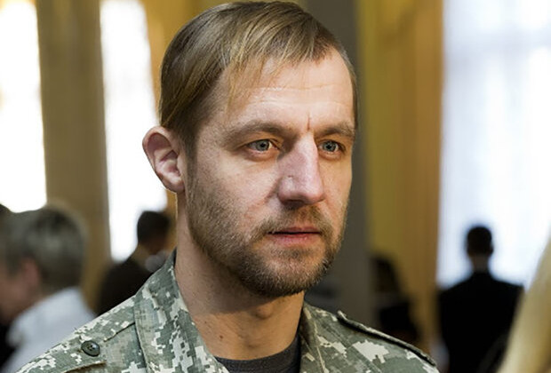 В Раду попасть не удалось, поэтому подался в такси: экс-нардеп похвастался своей зарплатой