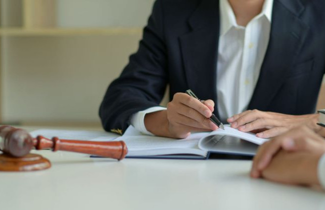 Якими документами підтверджується самопредставництво в суді