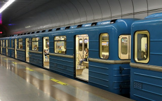 Запровадження е-квитка: у київському метро запрацювали консультанти