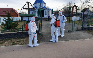 Как на Житомирщине «окропляют» церковь, куда ходила женщина с короновирусом: фото