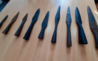 В Киеве нашли посылку с уникальными артефактами, фото