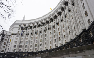 Уряд проводить позачергове виїздне засідання за участю Президента, трансляція