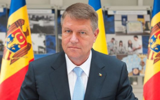 Президент Румынии ввел в стране ЧП из-за коронавируса: его решение должен одобрить парламент