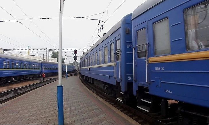 Приміське сполучення зупиняється: подробиці