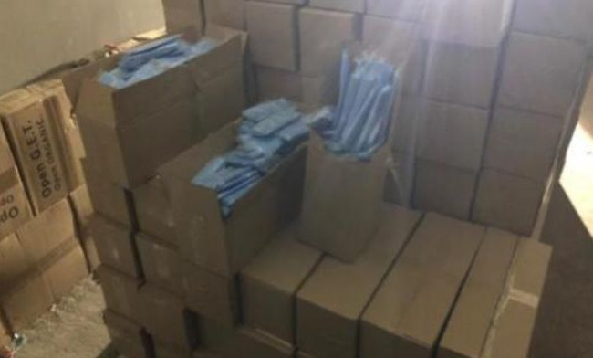 Вкрали у підприємців 100 тисяч медичних масок: у Києві затримали зловмисників