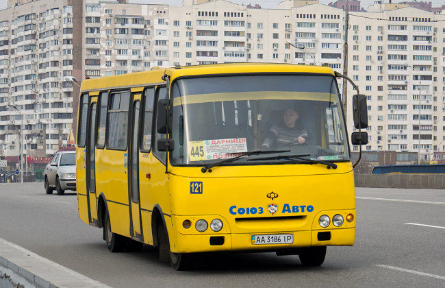 Маршруткам запретят заезжать в Киев: как добраться из пригорода в столицу