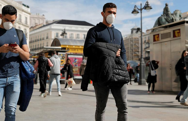 Очаг коронавируса в Испании: за сутки скончалось около 200 человек