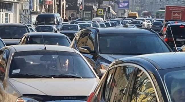 Транспортный коллапс: киевляне пошли на хитрость