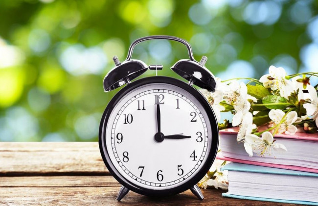 Когда Украина переведет стрелки часов на летнее время