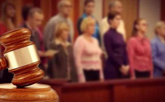 Соцсети: присяжным задерживают выплату вознаграждения