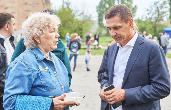 Коронавирус в Харькове: зараженной оказалась жена известного чиновника