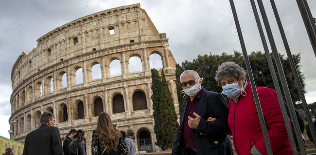 Коронавирус в Италии: за сутки жертвами эпидемии стали почти 800 человек