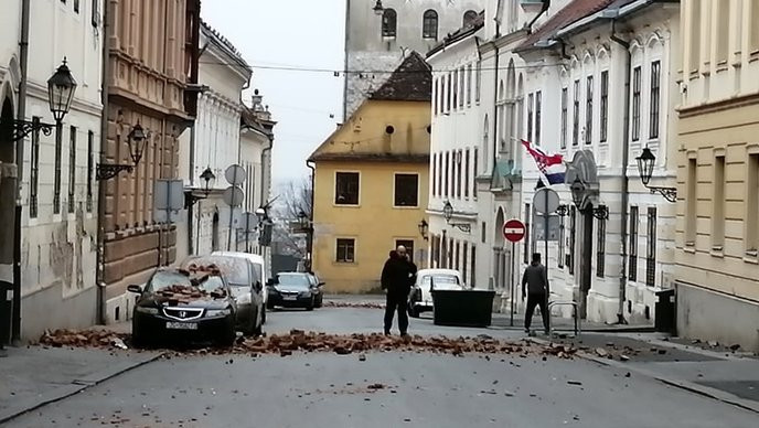 Хорватию всколыхнули мощные землетрясения: фото