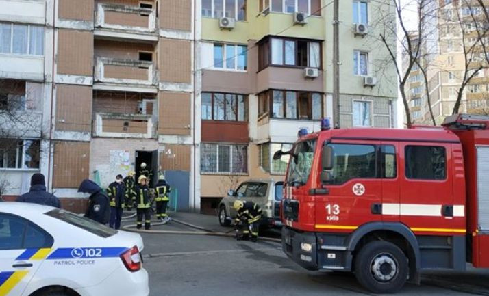В Киеве в жилом доме произошел взрыв: первые подробности