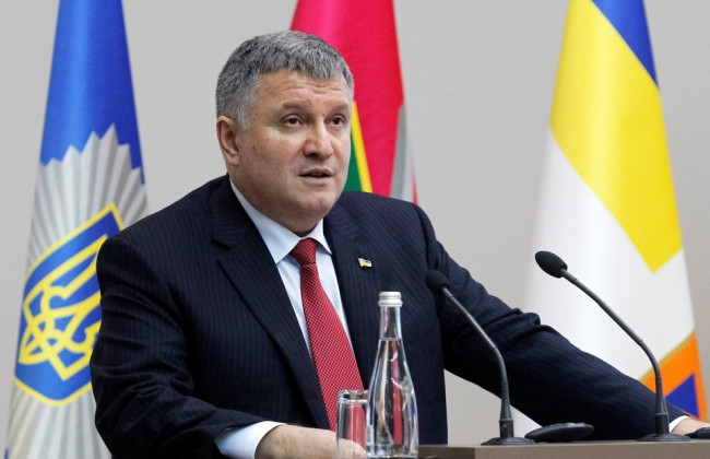 Полиция будет принудительно госпитализировать заболевших коронавирусом: Арсен Аваков