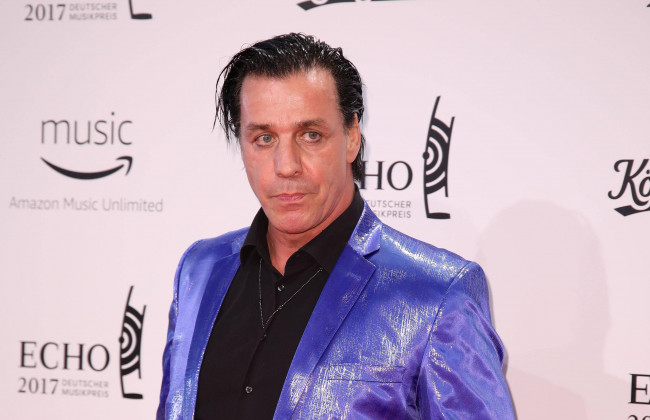 Лидер группы Rammstein заразился COVID-19, — СМИ