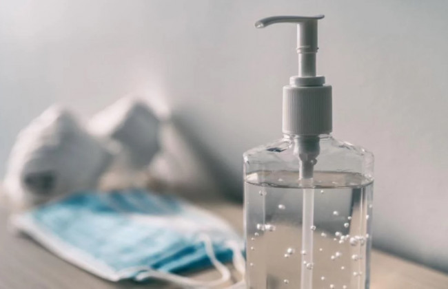 В Киеве женщина получила тяжелые ожоги после обработки рук в супермаркете: фото