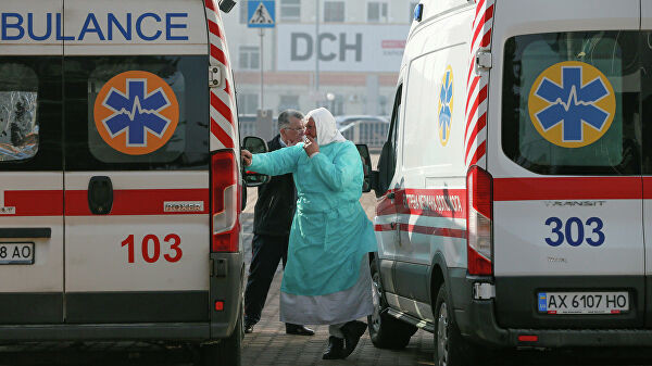 В Тернополе тело умершего от коронавируса пенсионера выдали родственникам в черном пакете