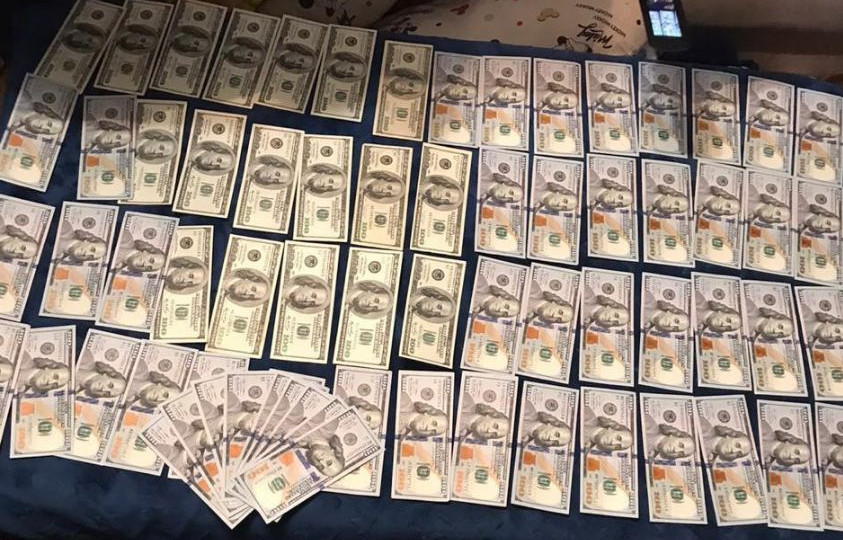 $25 000 за зміну кваліфікації злочину: ДБР затримало прокурора