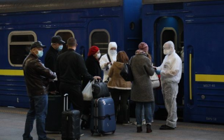 Спецрейсом Москва-Киев в Украину вернулись более 700 человек