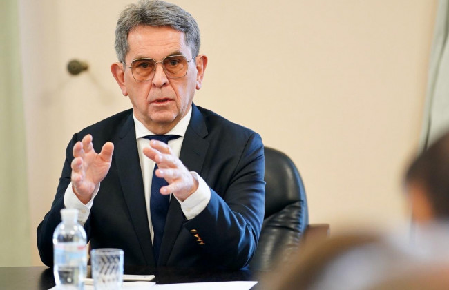 Очільники МОЗ та Мінфіну подали у відставку – надеп