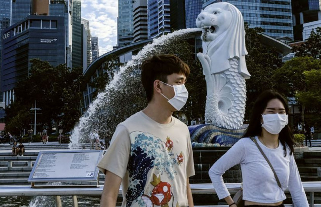 Власти Сингапура аннулировали паспорт нарушителя коронавирусного карантина