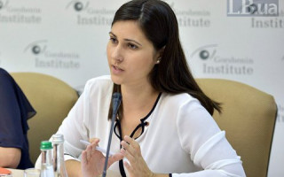 Нардеп нагадала українцям про загрозу тюрми у разі втечі з місць обсервації