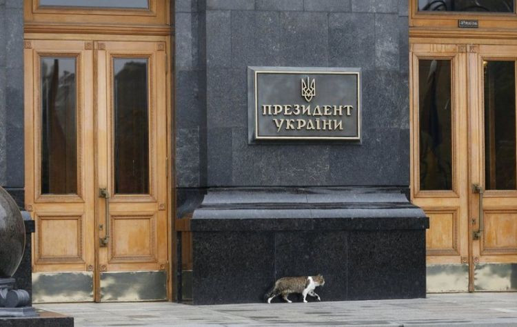 В Офисе Президента Зеленского может обрушиться фасад: что предпринял Кабмин