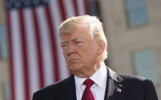 Трамп считает, что изоляция из-за COVID-19 может привести к росту числа самоубийств