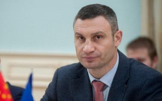 Почти 400 киевлян с пневмонией будут проверять на коронавирус, — Кличко