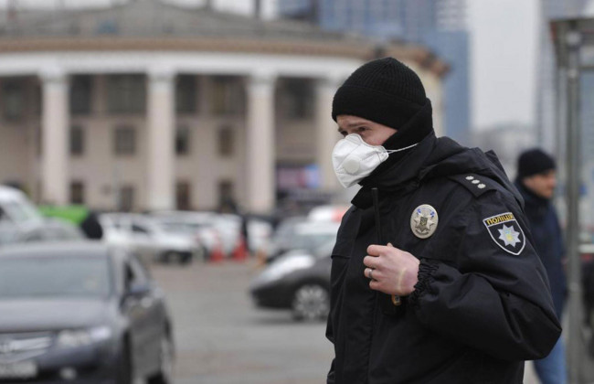 З яких підстав суди закривають провадження щодо порушників карантину