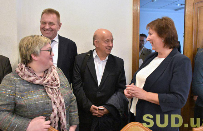 Верховный Суд Украины потребовал открыть уголовное производство против Порошенко из-за назначения судей Верховного Суда: в чем суть