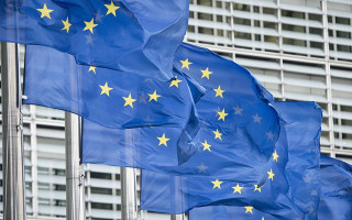 Еврокомиссия предлагает сохранить ограничение на въезд в ЕС до 15 мая