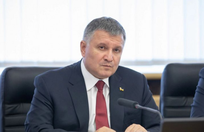 Помощь пенсионерам, безработным и бизнесу: назвали шаги правительства во время кризиса