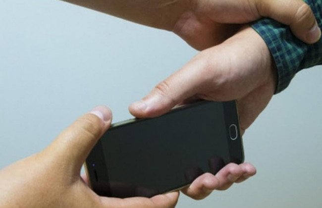 В Києві рецидивіст пограбував дитину