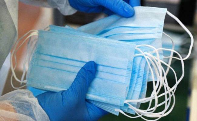 Киевскими аптеками серьезно займутся из-за цен на маски