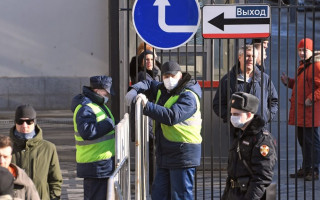 Москвичей обязали оформлять цифровые пропуска для передвижения по городу