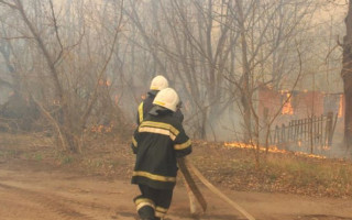 Сотні рятувальників та авіація: у Зоні відчуження продовжують ліквідовувати пожежу, фото