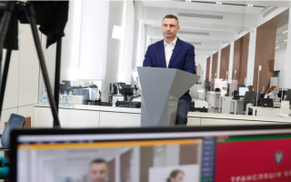 Київ лідирує за кількістю хворих на коронавірус: Кличко дає брифінг, трансляція